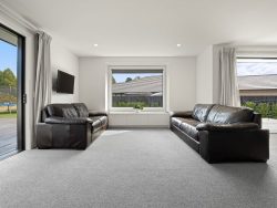 9 Tate Crescent, Green Island, Dunedin, Otago, 9018, New Zealand