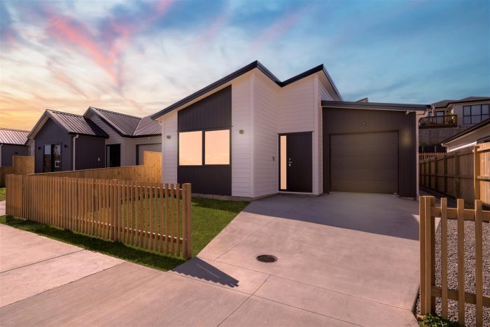 21 Whakairo Crescent, Gulf Harbour, Rodney, Auckland, 0930, New Zealand
