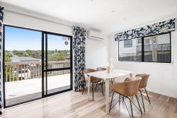7A Leiden Place Totara Vale North Shore City Auckland 0629 New Zealand
