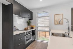 8A Totara Road Manurewa Manukau City Auckland 2102 New Zealand