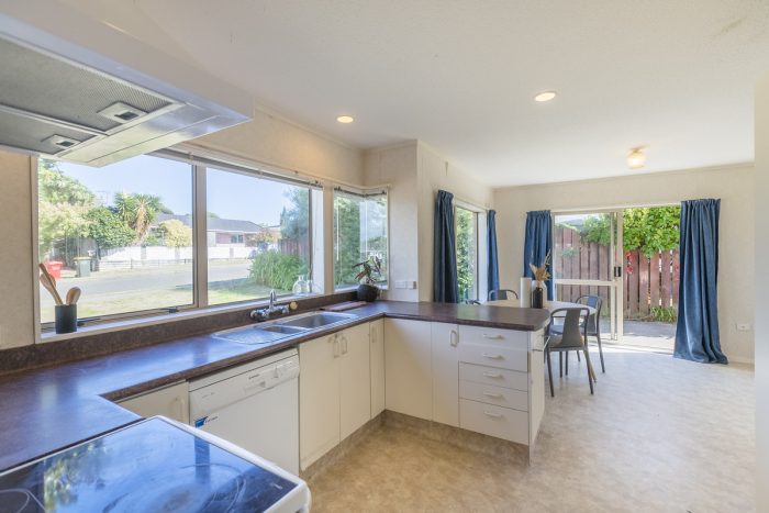 3 Beachwater Grove Paraparaumu Beach Kapiti Coast Wellington 5032 New Zealand