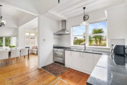 472 Blockhouse Bay Road, Blockhouse Bay, Auckland, 0600, New Zealand