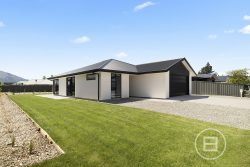 2/21 Buffon Street, Waltham, Christchurch, Canterbury, 8023, New Zealand