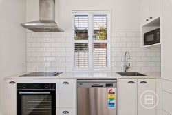 2/21 Buffon Street, Waltham, Christchurch, Canterbury, 8023, New Zealand