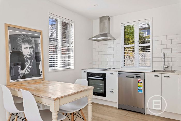 2/21 Buffon Street, Waltham, Christchurch, Canterbury, 8023, New Zealand