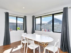 16 Chambers Avenue Woodend Waimakariri Canterbury 7610 New Zealand