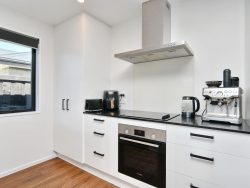 16 Chambers Avenue Woodend Waimakariri Canterbury 7610 New Zealand