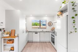 19 Phar Lap Grove, Trentham, Upper Hutt, Wellington, 5018, New Zealand
