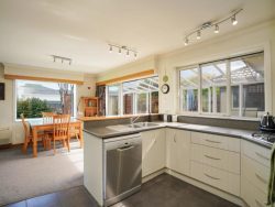 28 Cruickshank Crescent, Rosedale, Invercargill, Southland, 9810, New Zealand
