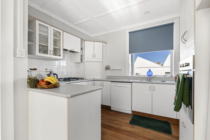 219 Devon Street West City Centre New Plymouth Taranaki 4310 New Zealand