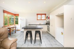 274 Albert Street Hokowhitu Palmerston North Manawatu / Whanganui 4410 New Zealand