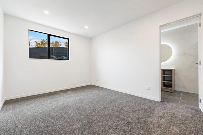30 Bella Vista Drive, Gulf Harbour, Rodney, Auckland, 0930, New Zealand