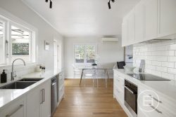 1/17 Hillcrest Avenue, Hillcrest, North Shore City, Auckland, 0627, New Zealand