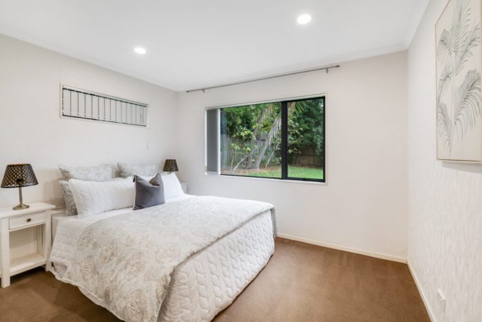17 Jacanas Place Unsworth Heights North Shore City Auckland 0632 New Zealand