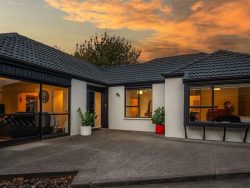 45 Karnak Crescent Avonhead Christchurch City Canterbury 8042 New Zealand