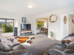 45 Karnak Crescent Avonhead Christchurch City Canterbury 8042 New Zealand