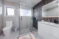 6 Lucas Place, Weymouth, Manukau City, Auckland, 2103, New Zealand