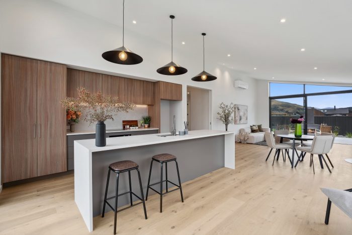 7 Mason Street, Wanaka, Otago, 9305, New Zealand