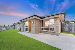 9 MCNEISH PLACE, Pokeno, Franklin, Auckland, 1402, New Zealand