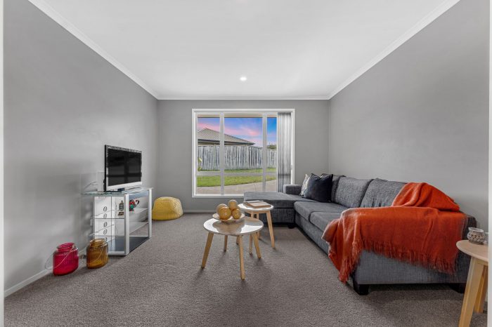 9 MCNEISH PLACE, Pokeno, Franklin, Auckland, 1402, New Zealand