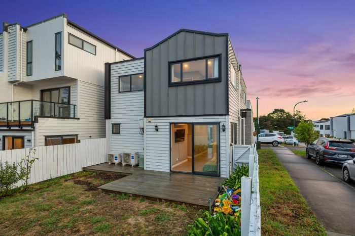 2 Ketu Court Albany North Shore City Auckland 0932 New Zealand