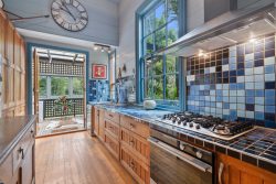 305 Whananaki North Road, Opuawhanga Whangarei Northland 0181 New Zealand