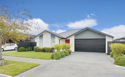 20 Robert Duncan Road Belfast Christchurch City Canterbury 8051 New Zealand