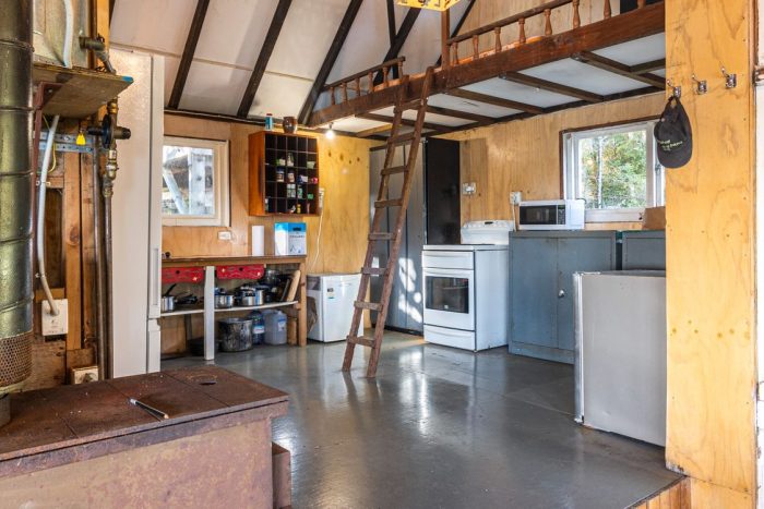 84 Hunterville Road, Orapiu, Waiheke Island, Auckland, 1971, New Zealand