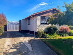 12 Sunbelt Crescent Takaka Tasman Nelson / Tasman 7110 New Zealand