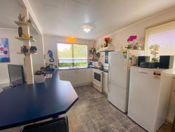 12 Sunbelt Crescent Takaka Tasman Nelson / Tasman 7110 New Zealand