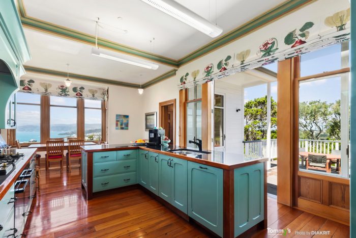 25 Fairview Crescent, Kelburn, Wellington, 6012, New Zealand