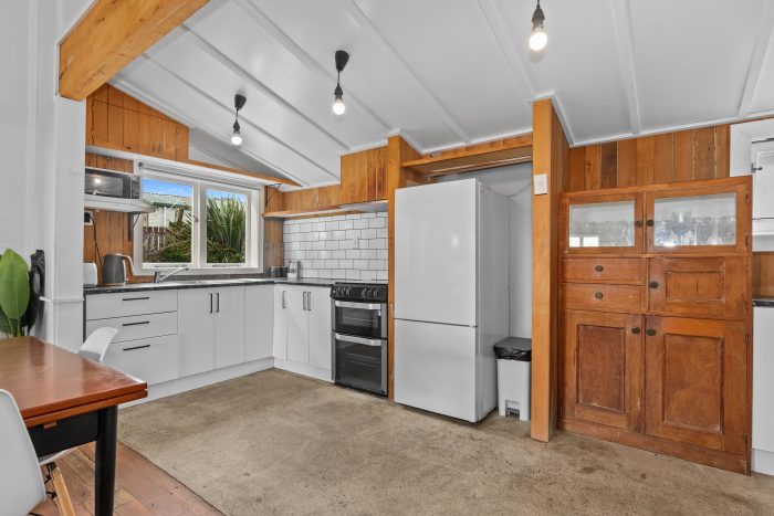 1 Whimp Avenue, Onerahi, Whangarei, Northland, 0110, New Zealand