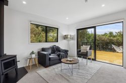 10 Wren Lane Saint Leonards Dunedin Otago 9022 New Zealand