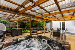 5/13 Richards Avenue, Forrest Hill, North Shore City, Auckland, 0620, New Zealand