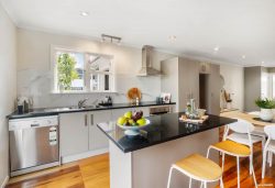 30A Eaglehurst Road, Ellerslie, Auckland, 1060, New Zealand
