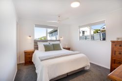 24A Hiwi Crescent, Titahi Bay, Porirua, Wellington, 5022, New Zealand