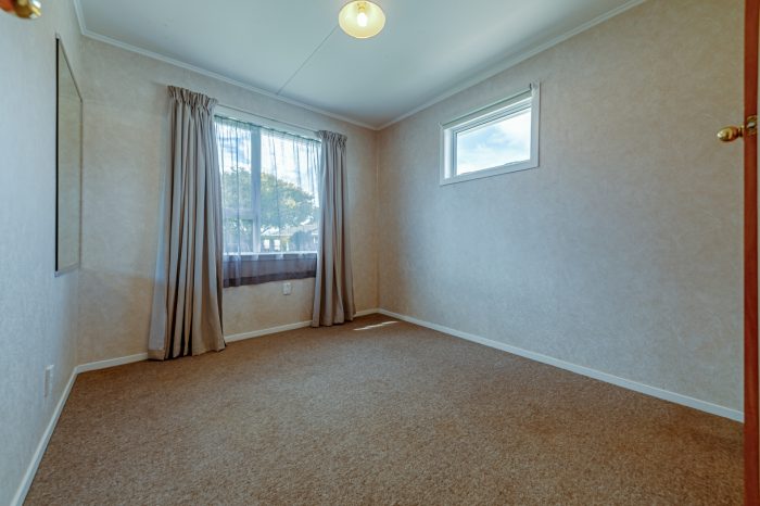 18 Acacia Street, Kelvin Grove, Palmerston North, Manawatu / Whanganui, 4414, New Zealand