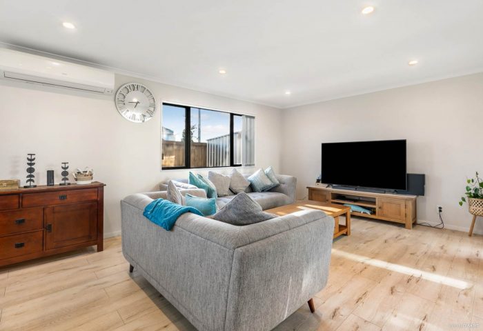 13 Amokura Avenue, Takanini, Papakura, Auckland, 2112, New Zealand