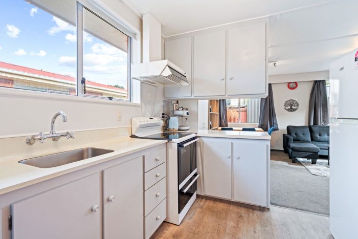 32B Rutherford Street, Caversham, Dunedin, Otago, 9012, New Zealand