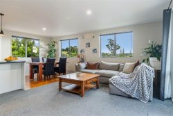 8 Blue Gum Drive, Warkworth, Rodney, Auckland, 0981, New Zealand
