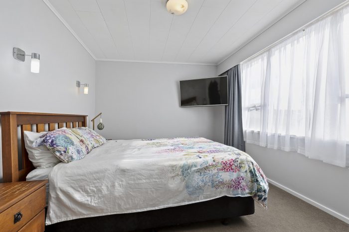 15 Brora Crescent, Papakowhai, Porirua, Wellington, 5024, New Zealand