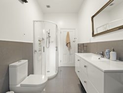 27 Bruce Street, Roslyn, Dunedin, Otago, 9011, New Zealand