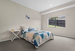 27 Carling Avenue, Massey, Waitakere City, Auckland, 0614, New Zealand