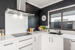 9 Pattullo Crescent, Wallaceville, Upper Hutt, Wellington, 5018, New Zealand
