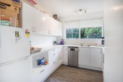 6 Cyril Way, Paparangi, Wellington, 6037, New Zealand