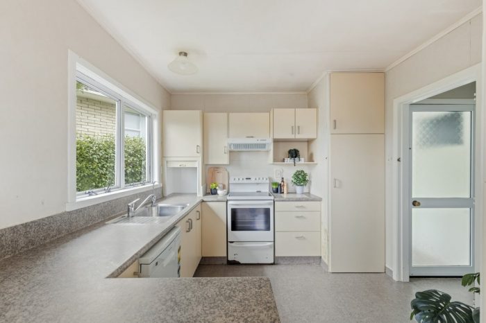 7 Essex Street, Vogeltown, New Plymouth, Taranaki, 4310, New Zealand
