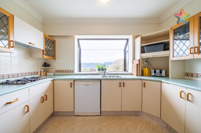 4 Gainsborough Grove, Belmont, Lower Hutt, Wellington, 5010, New Zealand