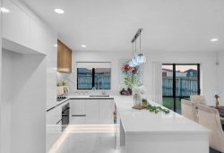8 Glen Osborne Terrace, Flat Bush, Manukau City, Auckland, 2019, New Zealand