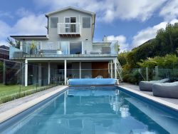 84 Parr Terrace, Castor Bay, North Shore City, Auckland, 0620, New Zealand