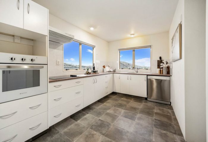 52 Hetherington Road, Ranui, Waitakere City, Auckland, 0612, New Zealand